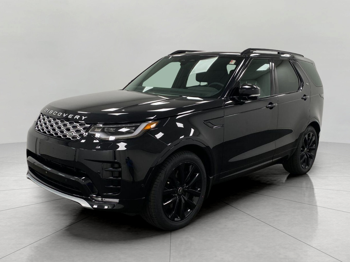 2026 Land Rover Discovery Gemini Edition SUV