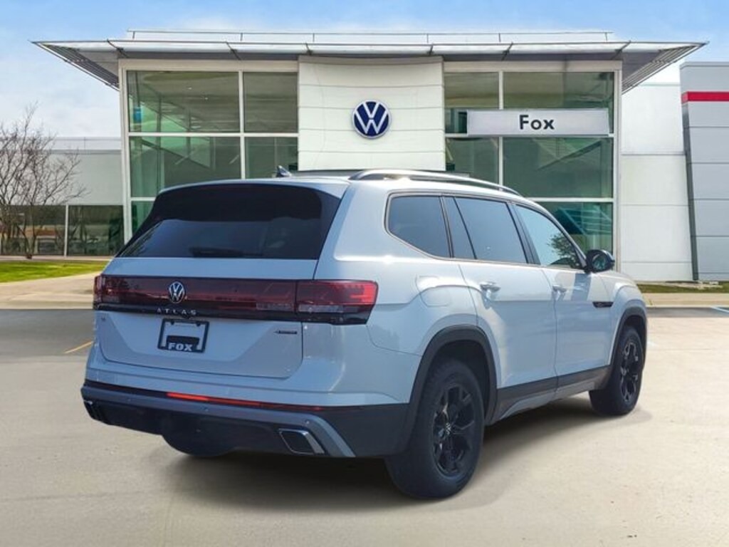 New 2026 Volkswagen Atlas Peak Edition SUV