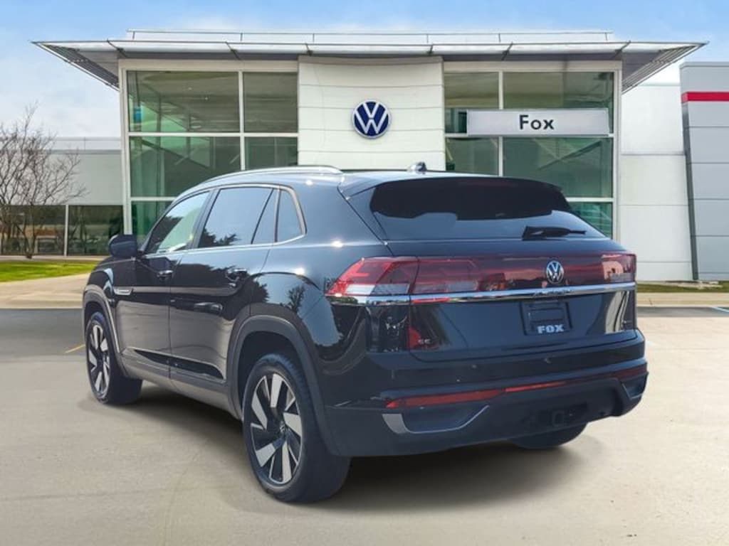 New 2026 Volkswagen Atlas Cross Sport SE w/Technology SUV