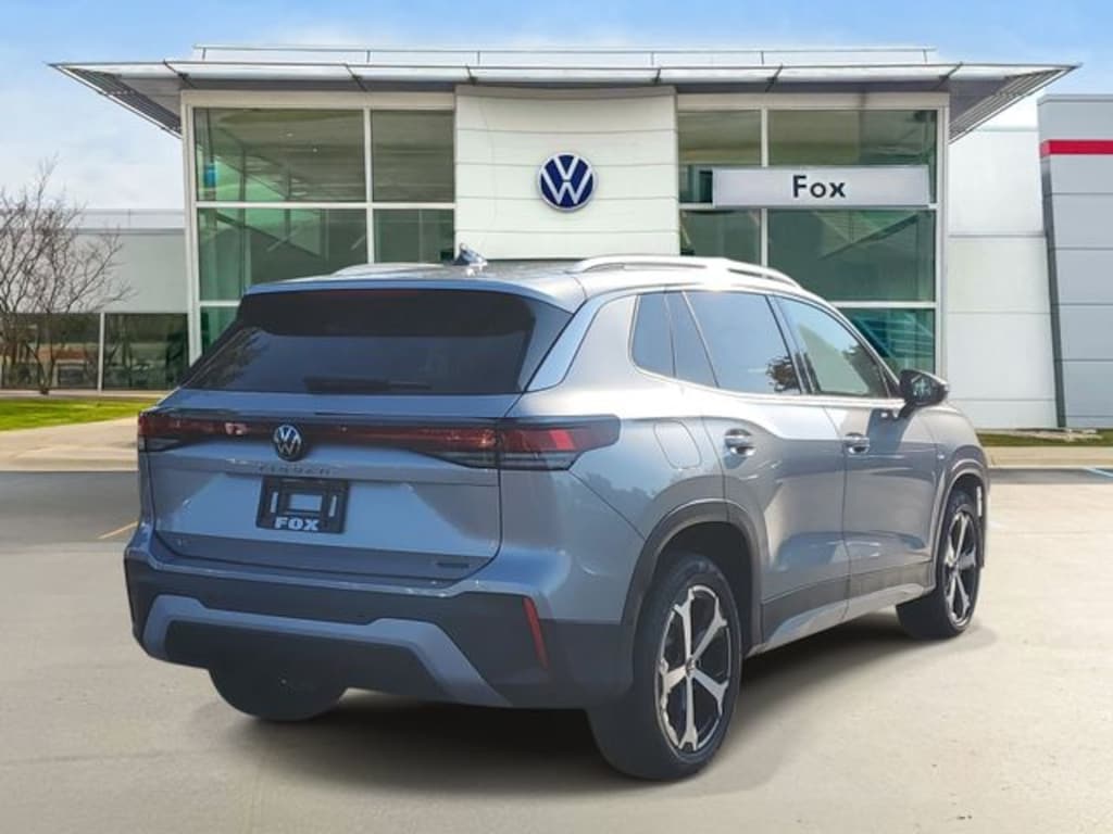 New 2026 Volkswagen Tiguan SE SUV