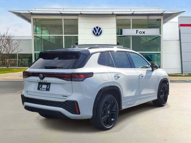 New 2026 Volkswagen Tiguan SE R-Line Black SUV