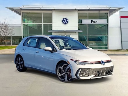 2026 Volkswagen Golf GTI SE Hatchback