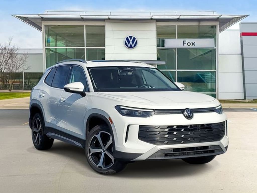 New 2026 Volkswagen Tiguan SE SUV