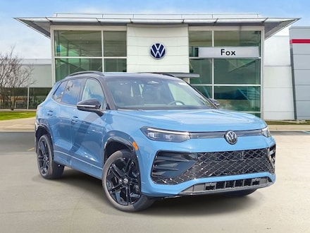 2026 Volkswagen Tiguan SE R-Line Black SUV