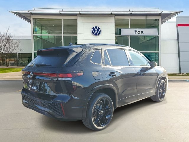 New 2026 Volkswagen Tiguan SE R-Line Black SUV