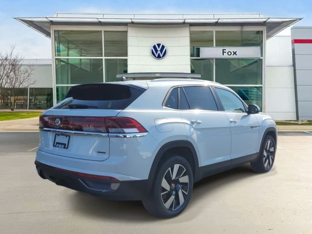 New 2026 Volkswagen Atlas Cross Sport SE w/Technology SUV
