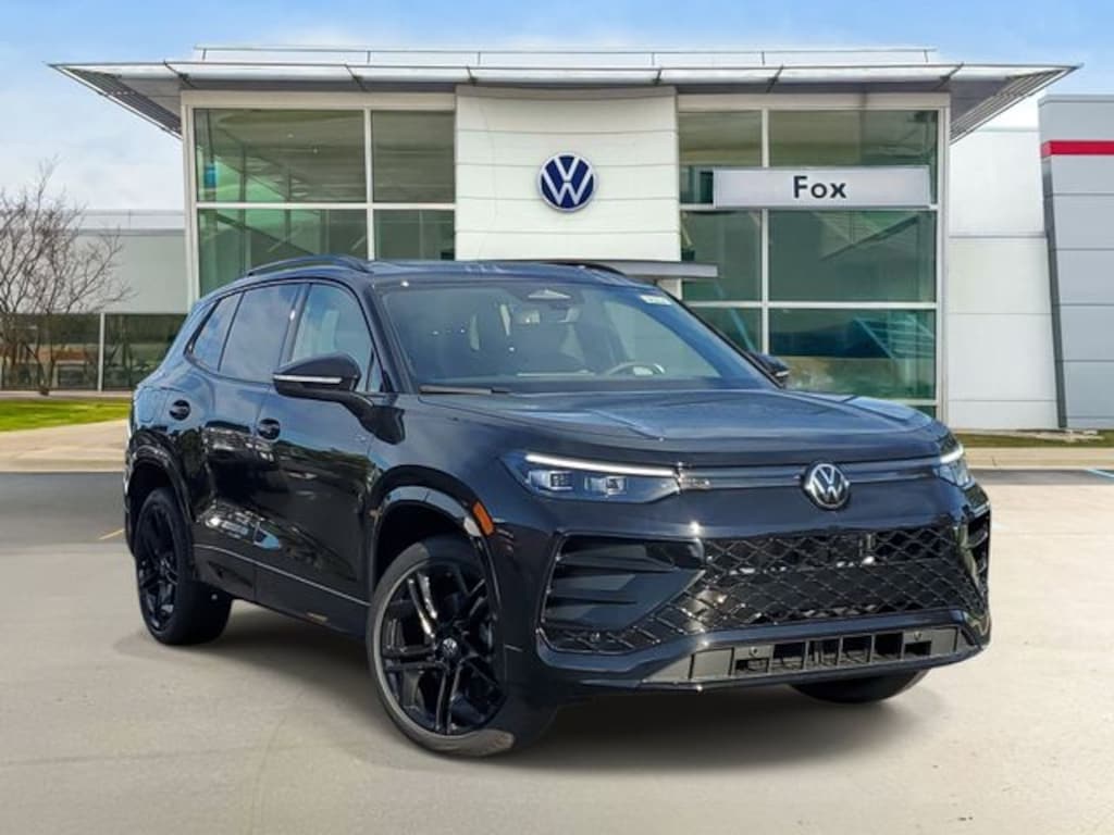 New 2026 Volkswagen Tiguan SE R-Line Black SUV