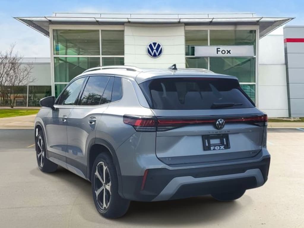 New 2026 Volkswagen Tiguan SE SUV