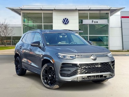 2026 Volkswagen Tiguan SE R-Line Black SUV