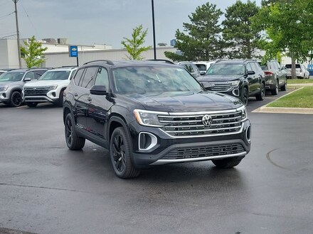 2026 Volkswagen Atlas SE w/Technology SUV