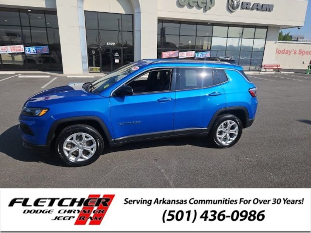 Used 2024 Jeep Compass Latitude SUV
