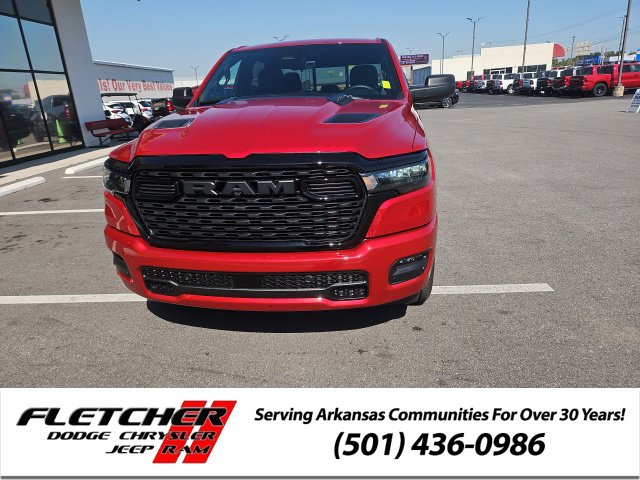 New 2027 Ram 1500 EXPRESS CREW CAB 4X4 5'7 BOX Pickup
