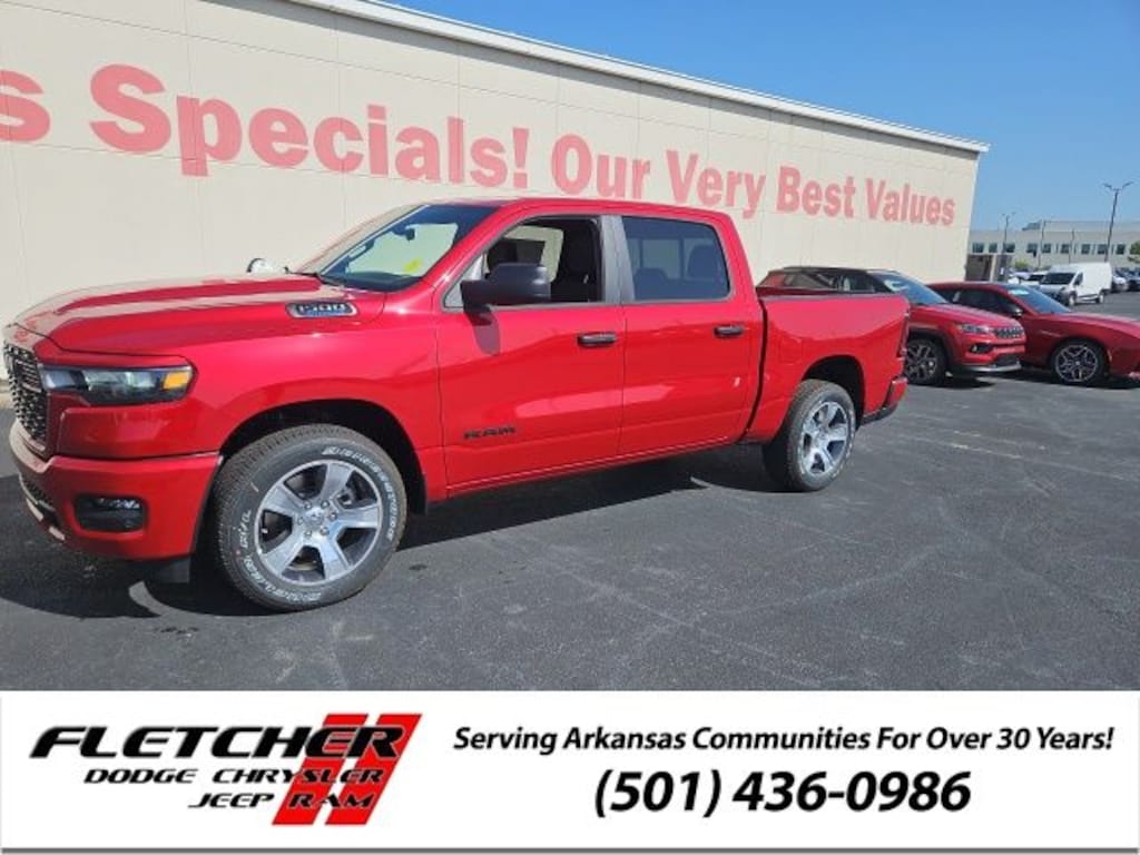 New 2026 Ram 1500 EXPRESS CREW CAB 4X2 5'7 BOX Pickup