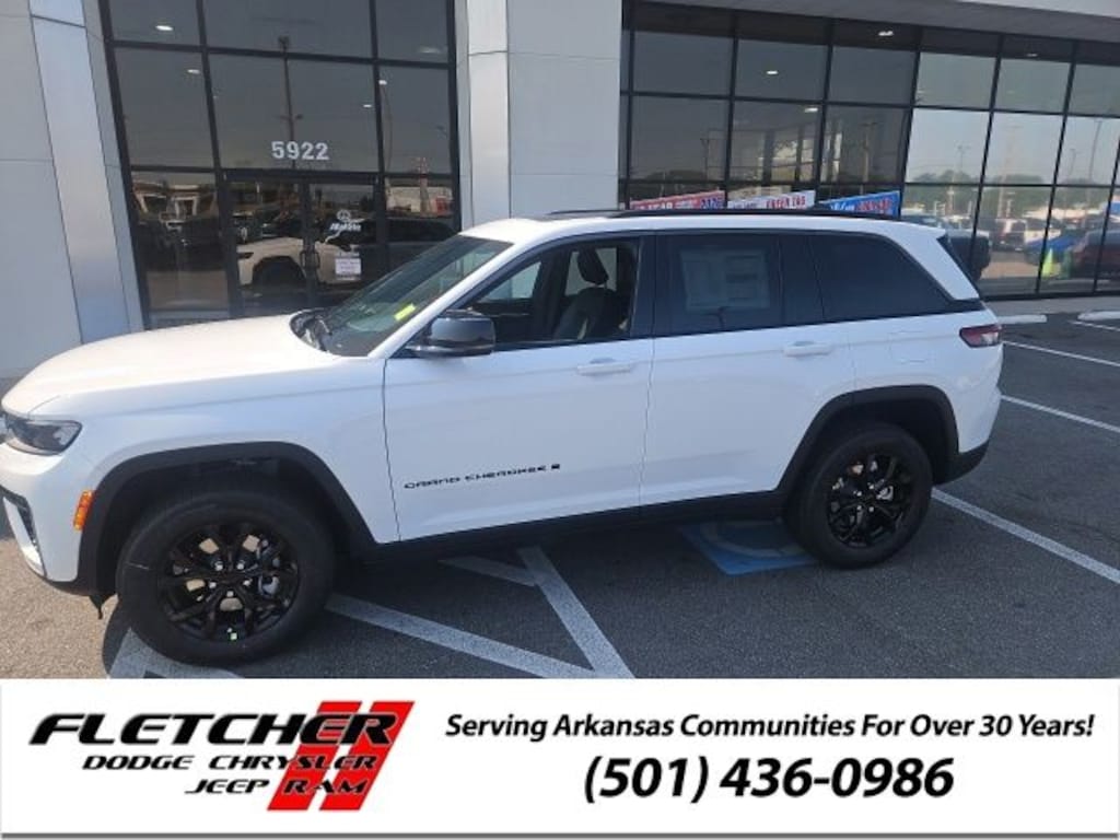 New 2026 Jeep Grand Cherokee LAREDO ALTITUDE 4X4 Sport Utility