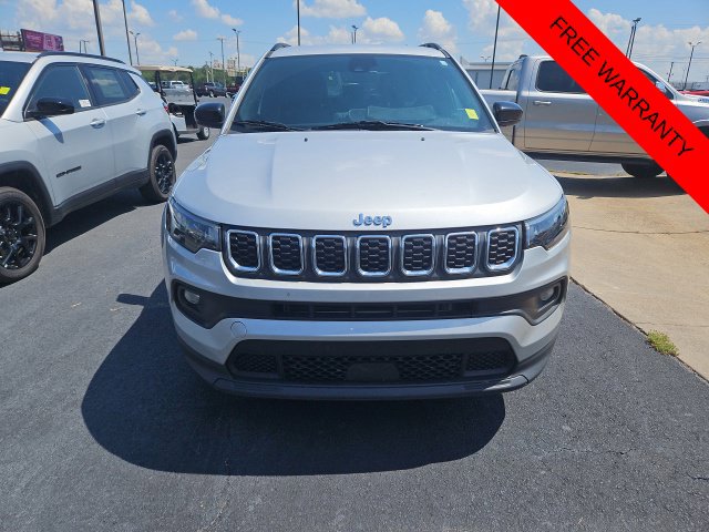 Used 2025 Jeep Compass Latitude SUV