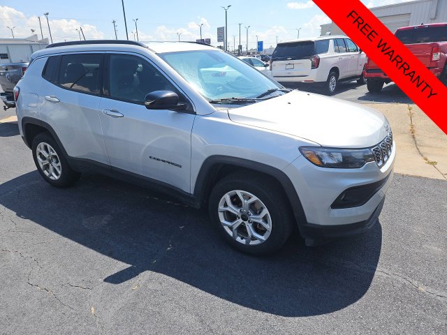 Used 2025 Jeep Compass Latitude SUV