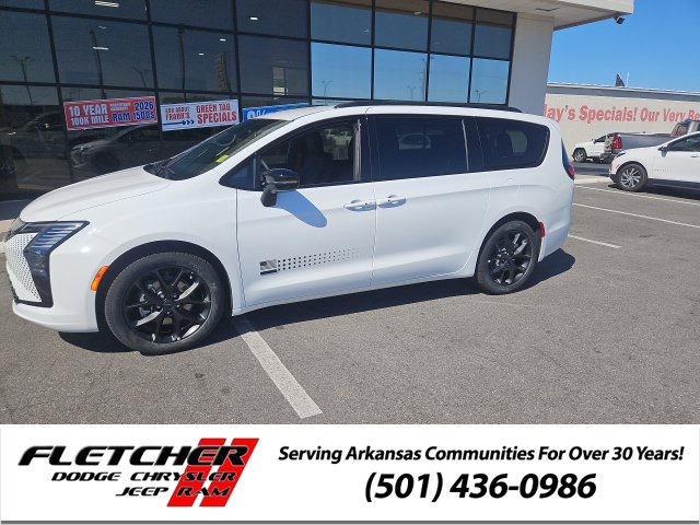 New 2027 Chrysler Pacifica SELECT Passenger Van