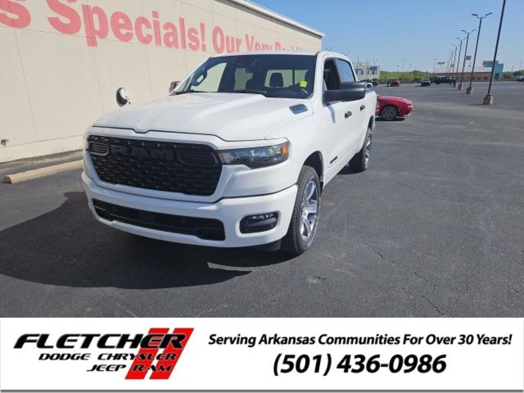 New 2026 Ram 1500 EXPRESS CREW CAB 4X2 5'7 BOX Pickup