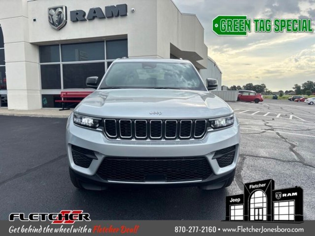 New 2026 Jeep Grand Cherokee LAREDO X 4X4 Sport Utility