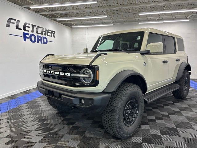 2026 Ford Bronco Outer Banks SUV