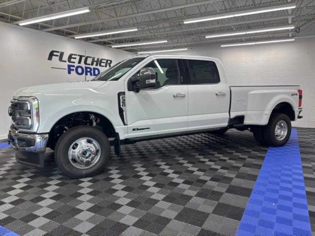 New 2026 Ford F-350 Lariat Truck