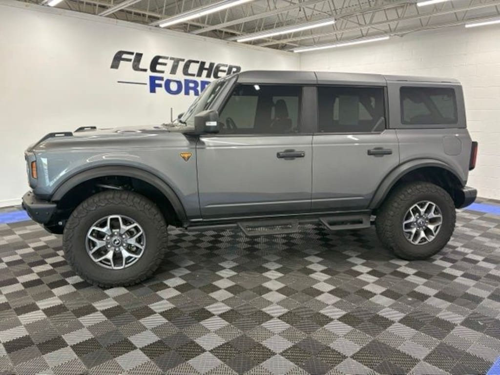 Used 2024 Ford Bronco Badlands SUV