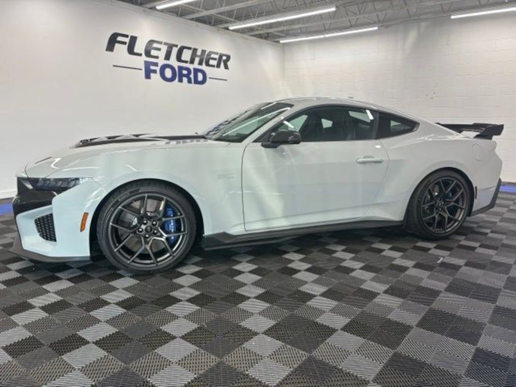 New 2026 Ford Mustang Dark Horse Coupe