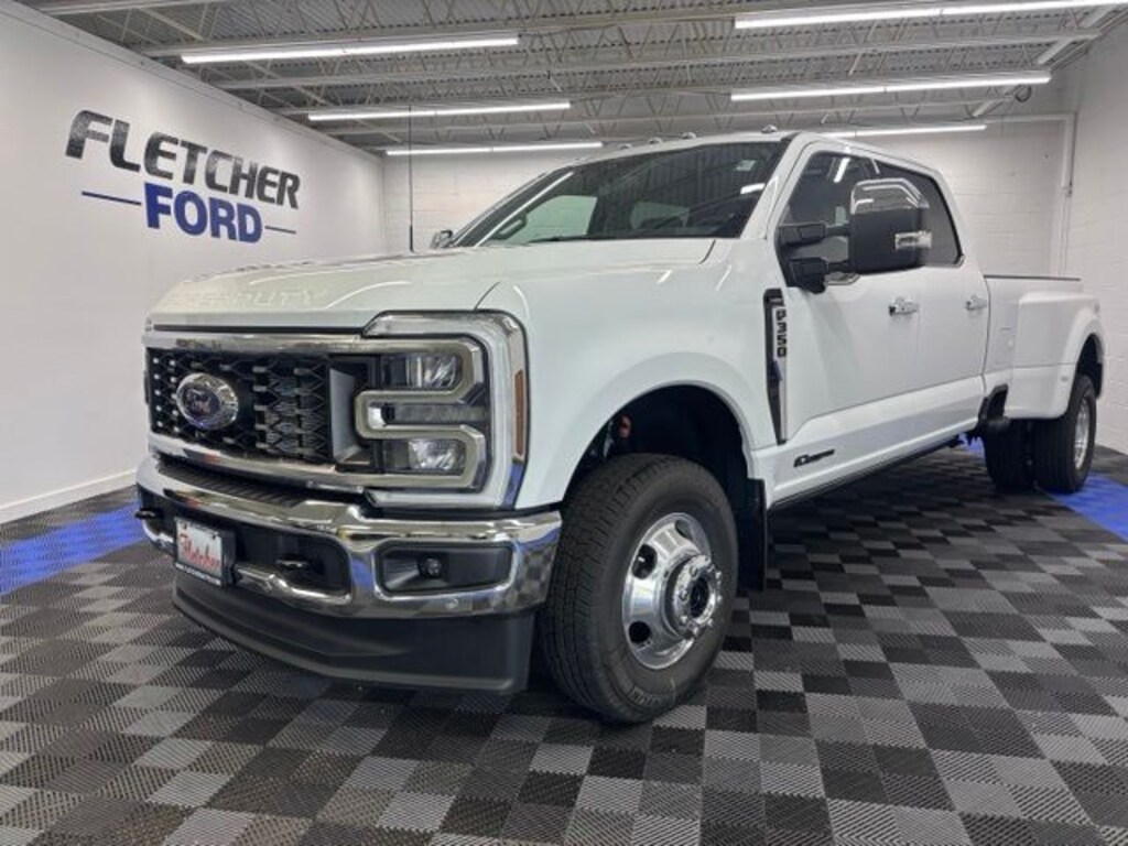 New 2026 Ford F-350 Lariat Truck