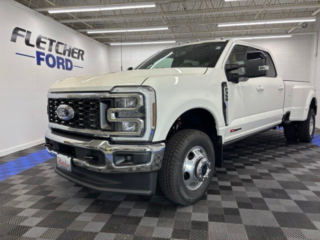 New 2026 Ford F-350 Lariat Truck