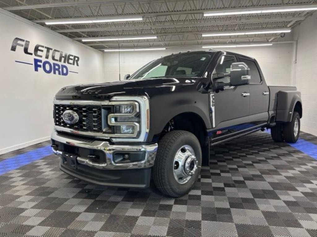 New 2026 Ford F-350 Lariat Truck