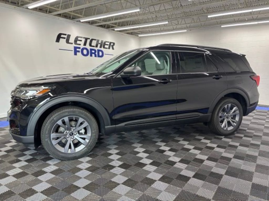 New 2026 Ford Explorer Active SUV