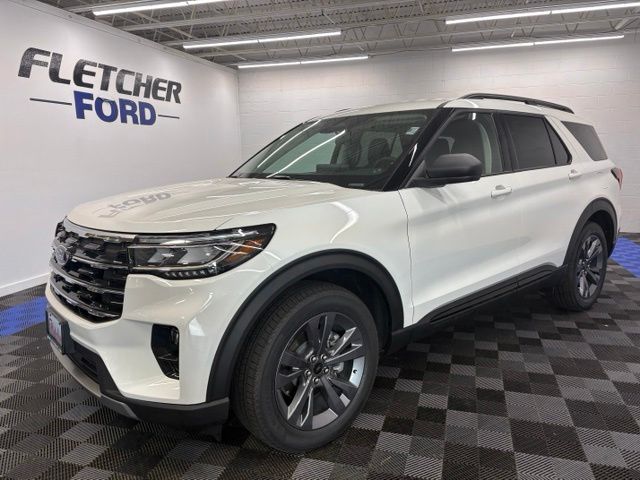 2026 Ford Explorer Active SUV