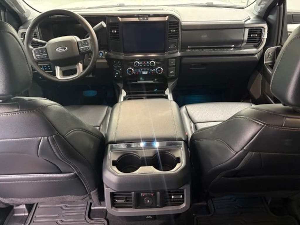 Used 2025 Ford F-250 Lariat Truck