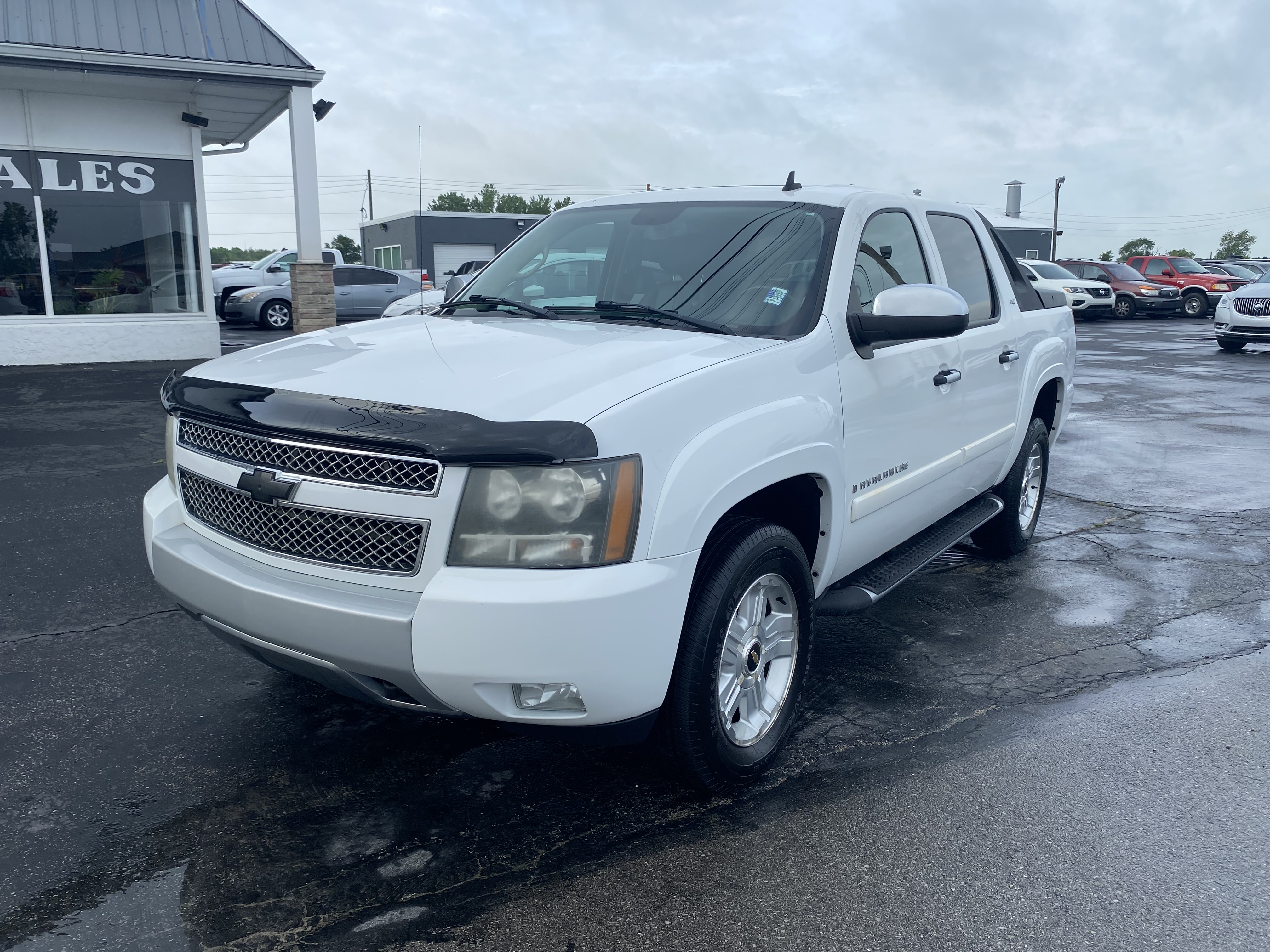 Used 2008 Chevrolet Avalanche 1500 LT Truck Crew Cab