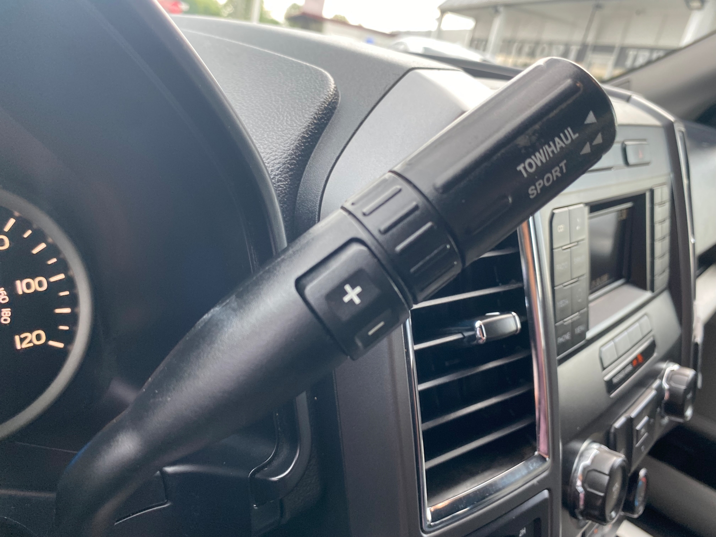 2016 Ford F-150 XLT - Photo 14