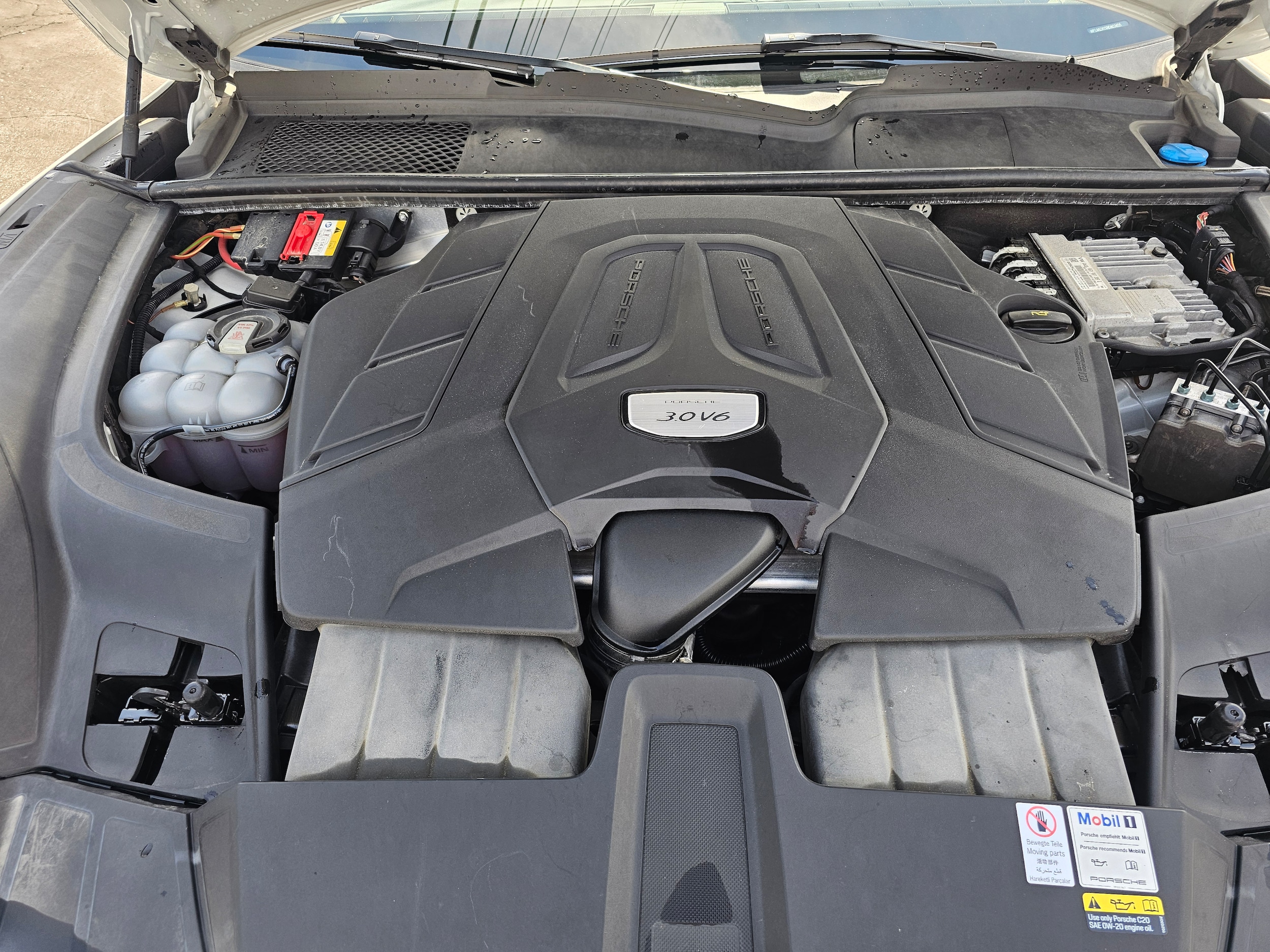 2022 Porsche Cayenne Base - Photo 20