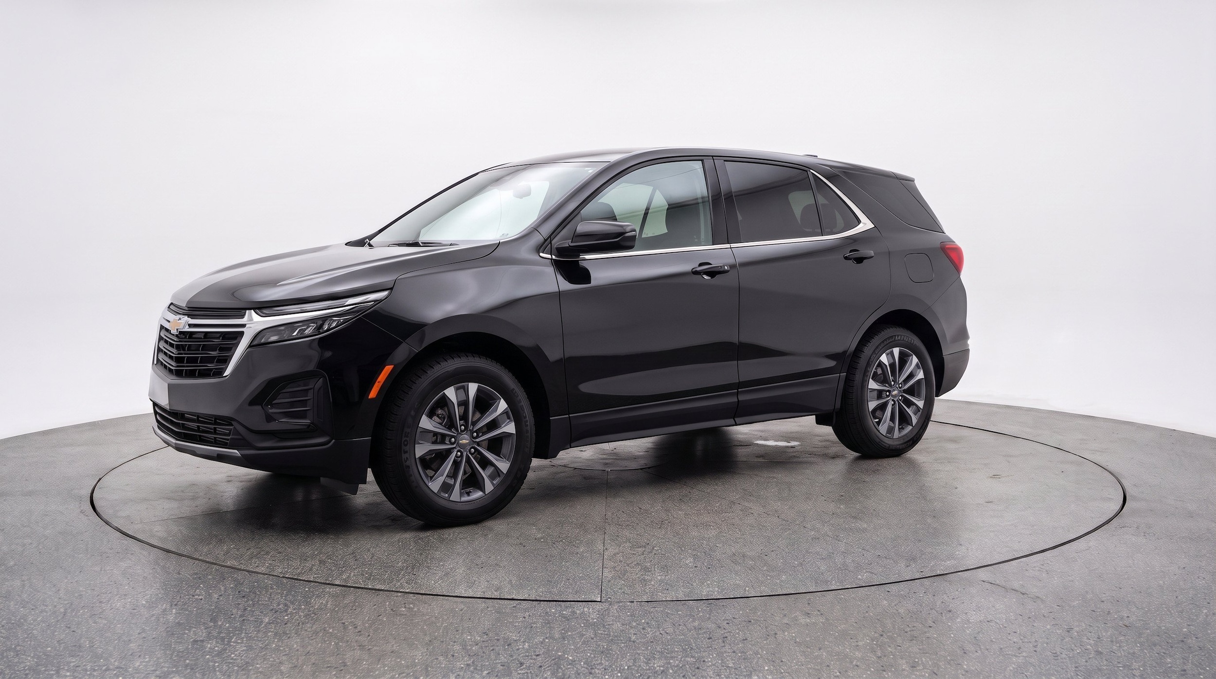 Thumbnail: 2025 Chevrolet Equinox - 3