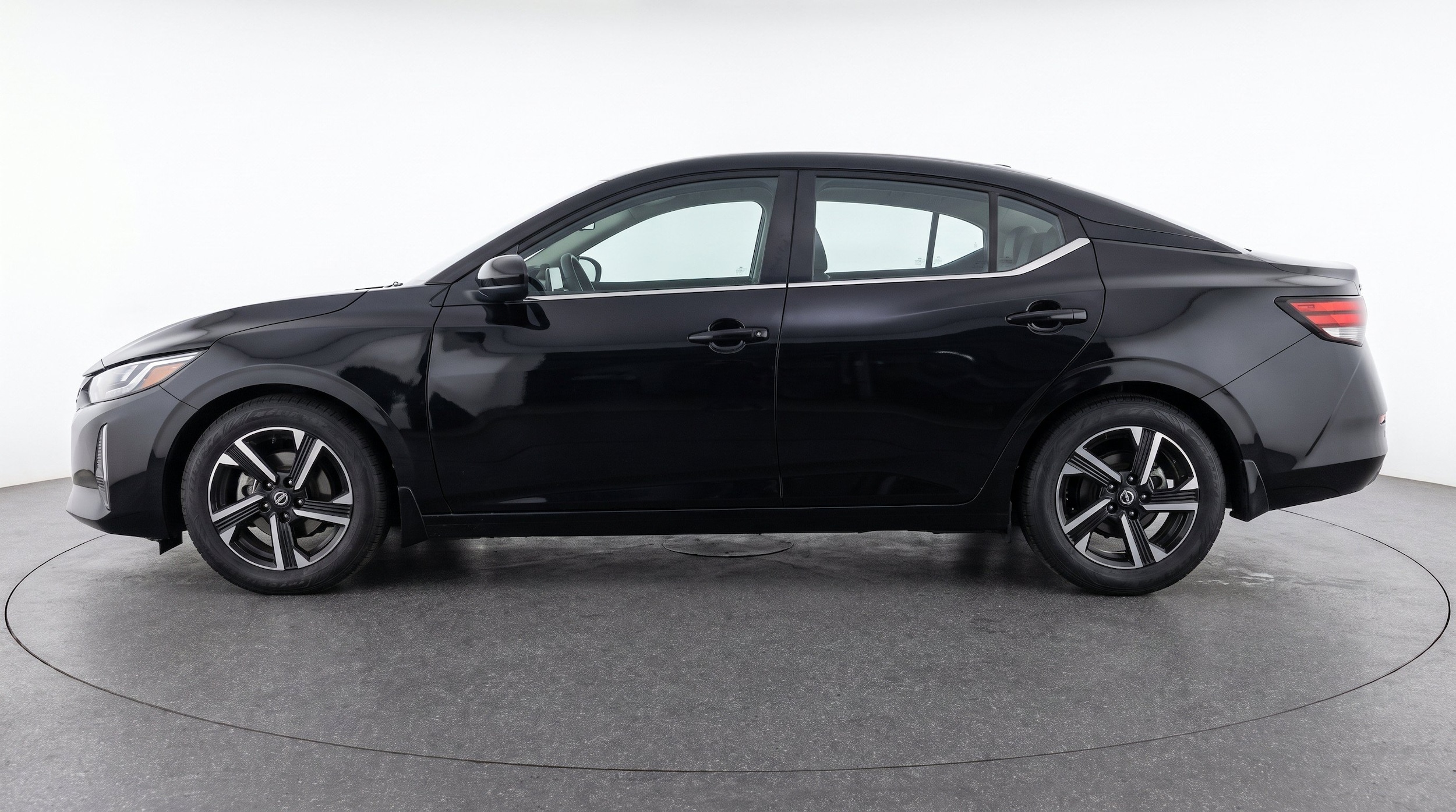 Thumbnail: 2025 Nissan Sentra - 5
