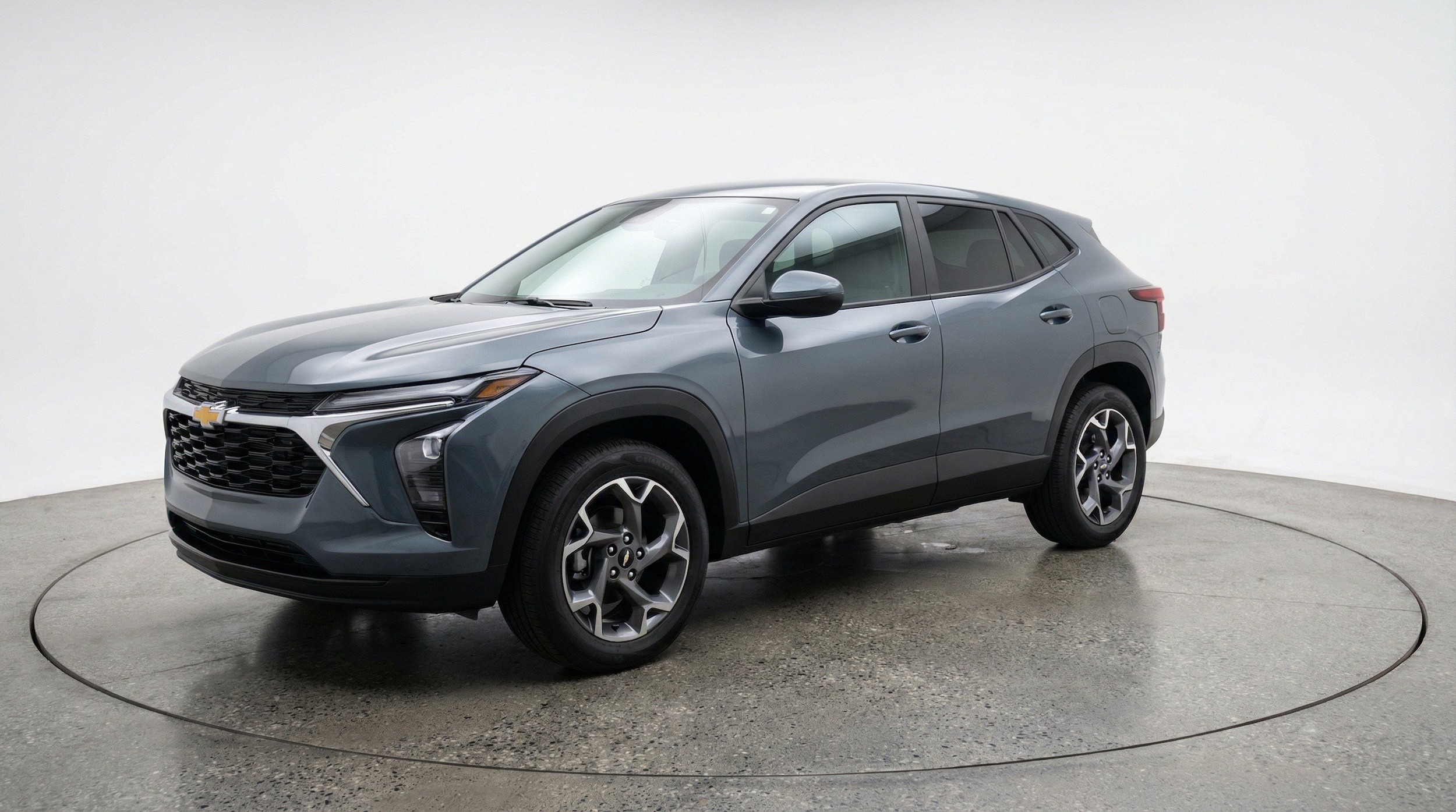 Thumbnail: 2025 Chevrolet Trax - 3