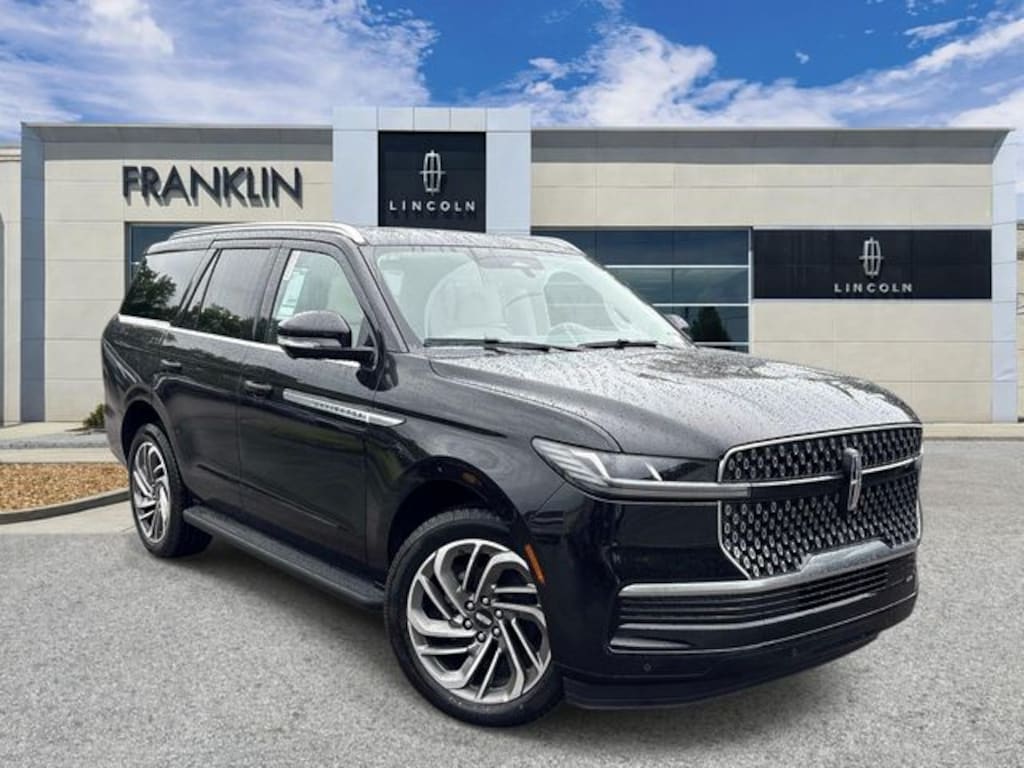 New 2027 Lincoln Navigator Premiere SUV