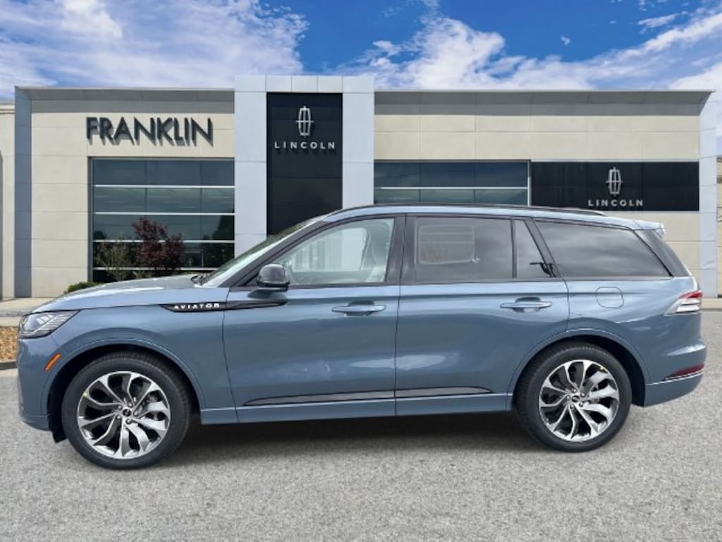 New 2026 Lincoln Aviator Premiere SUV