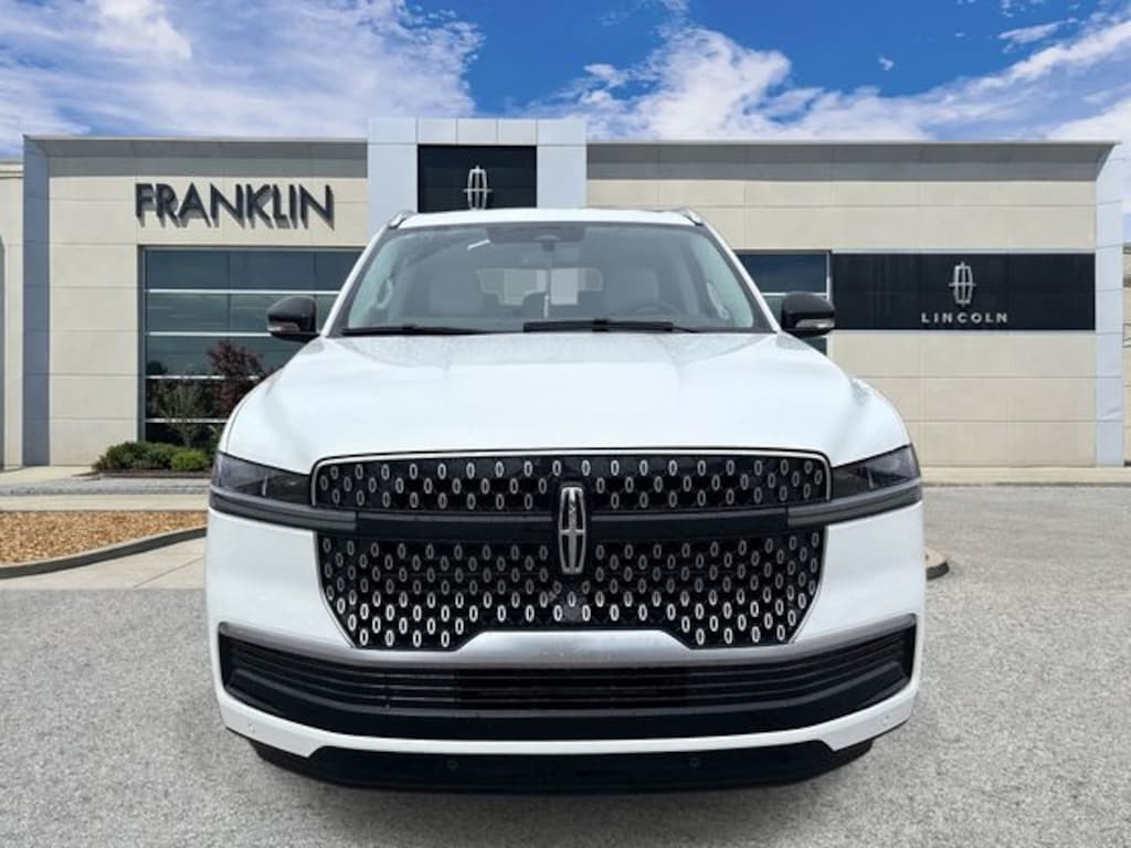 New 2026 Lincoln Navigator L Premiere SUV
