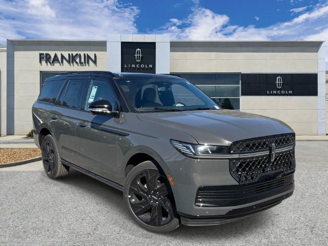 2027 Lincoln Navigator
