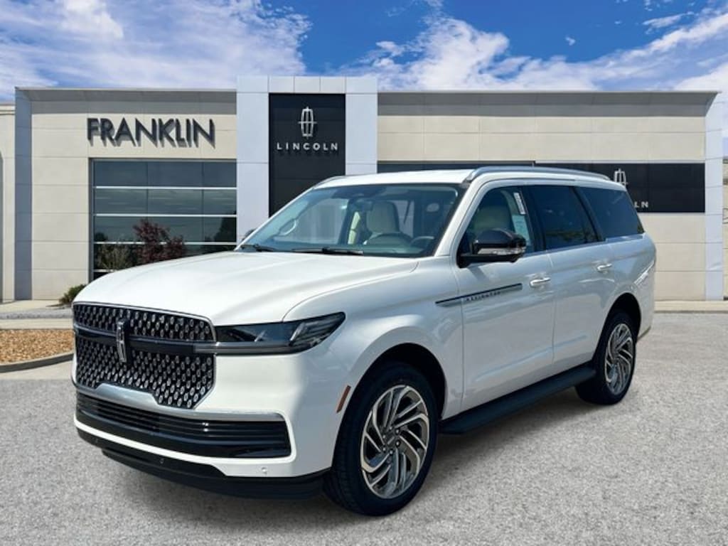 New 2027 Lincoln Navigator Premiere SUV