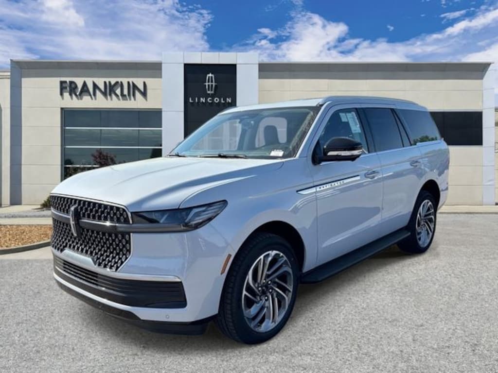 New 2026 Lincoln Navigator Premiere SUV