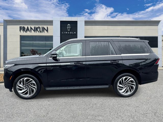 New 2027 Lincoln Navigator Premiere SUV