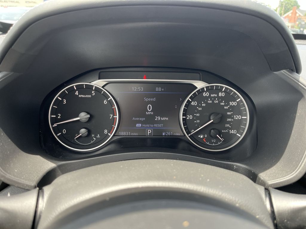 2023 Nissan Altima SR - Photo 16