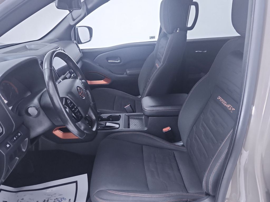 2023 Nissan Frontier PRO-4X - Photo 12