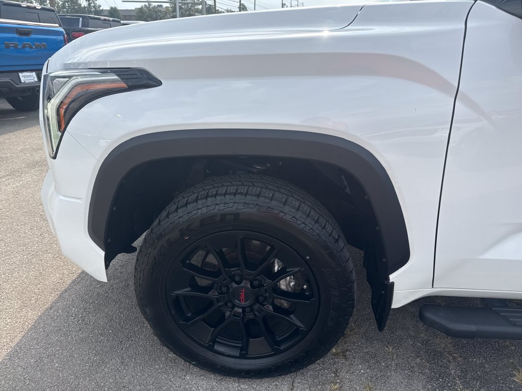 2026 Toyota Tundra Limited - Photo 10