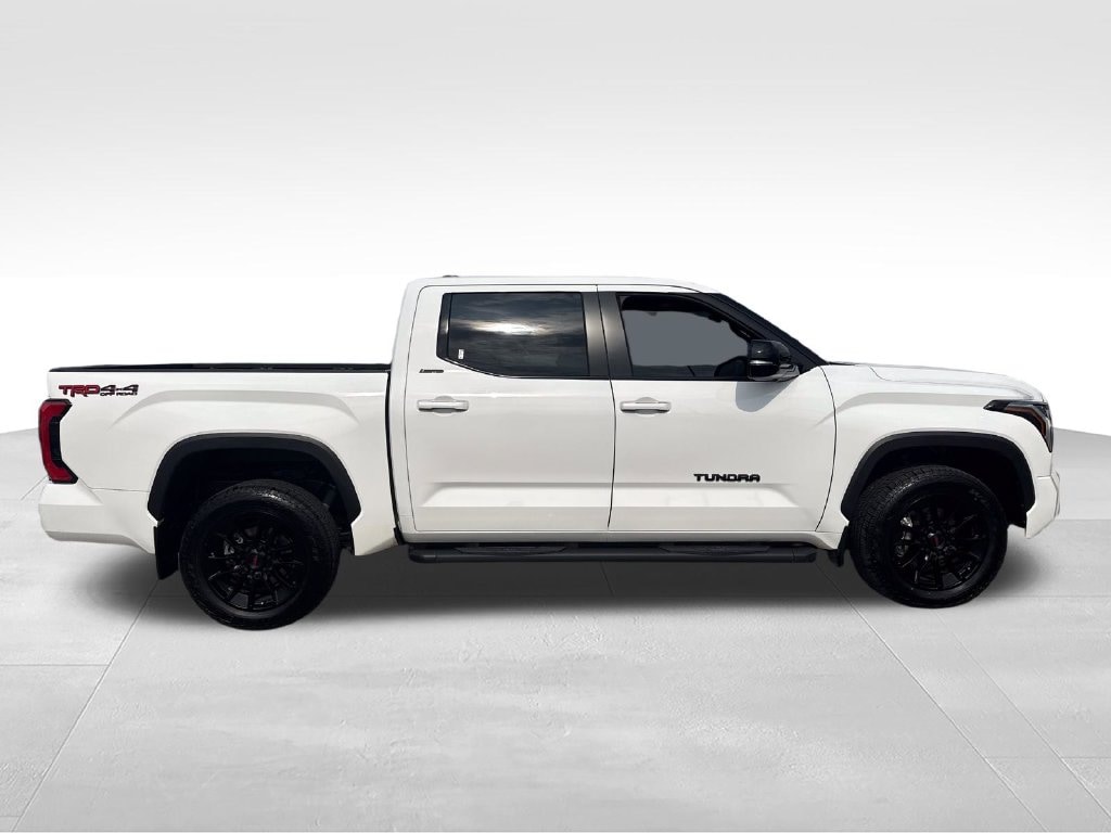 2026 Toyota Tundra Limited - Photo 7